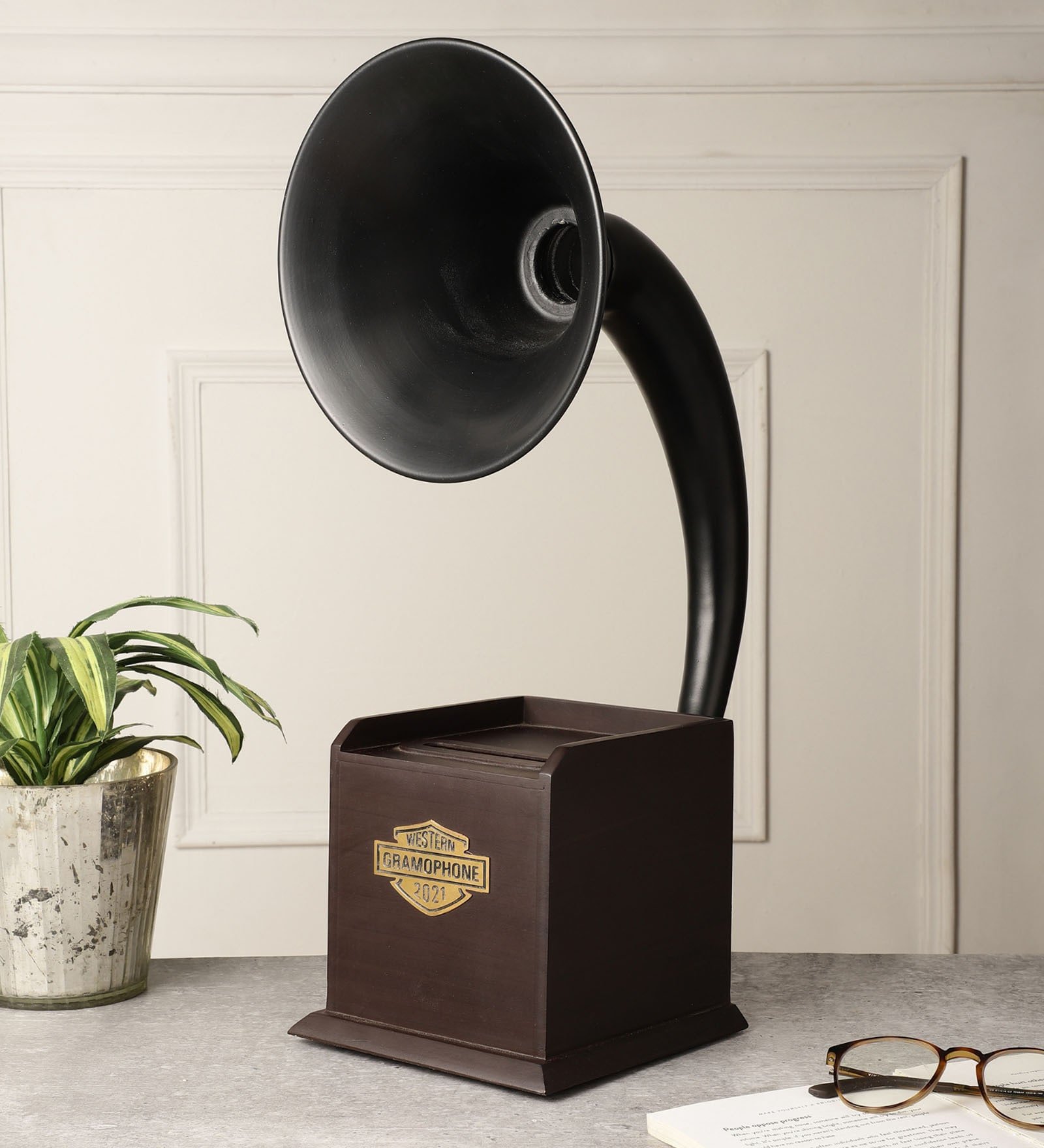 Gramohophone Black Wooden & Brass Showpiece